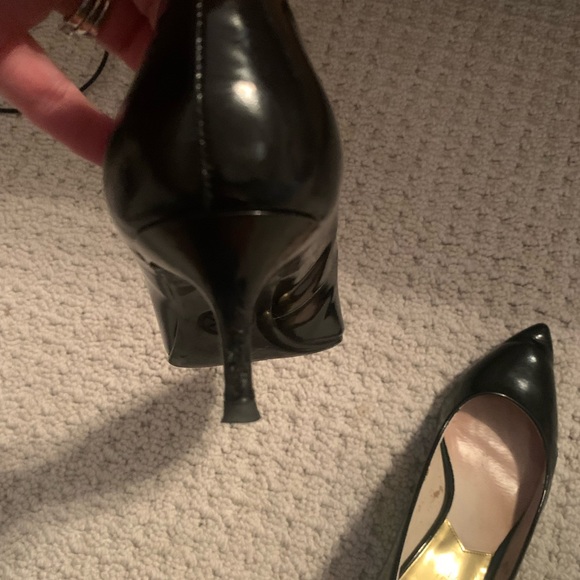 Black womens size 6 pumps - Picture 4 of 4
